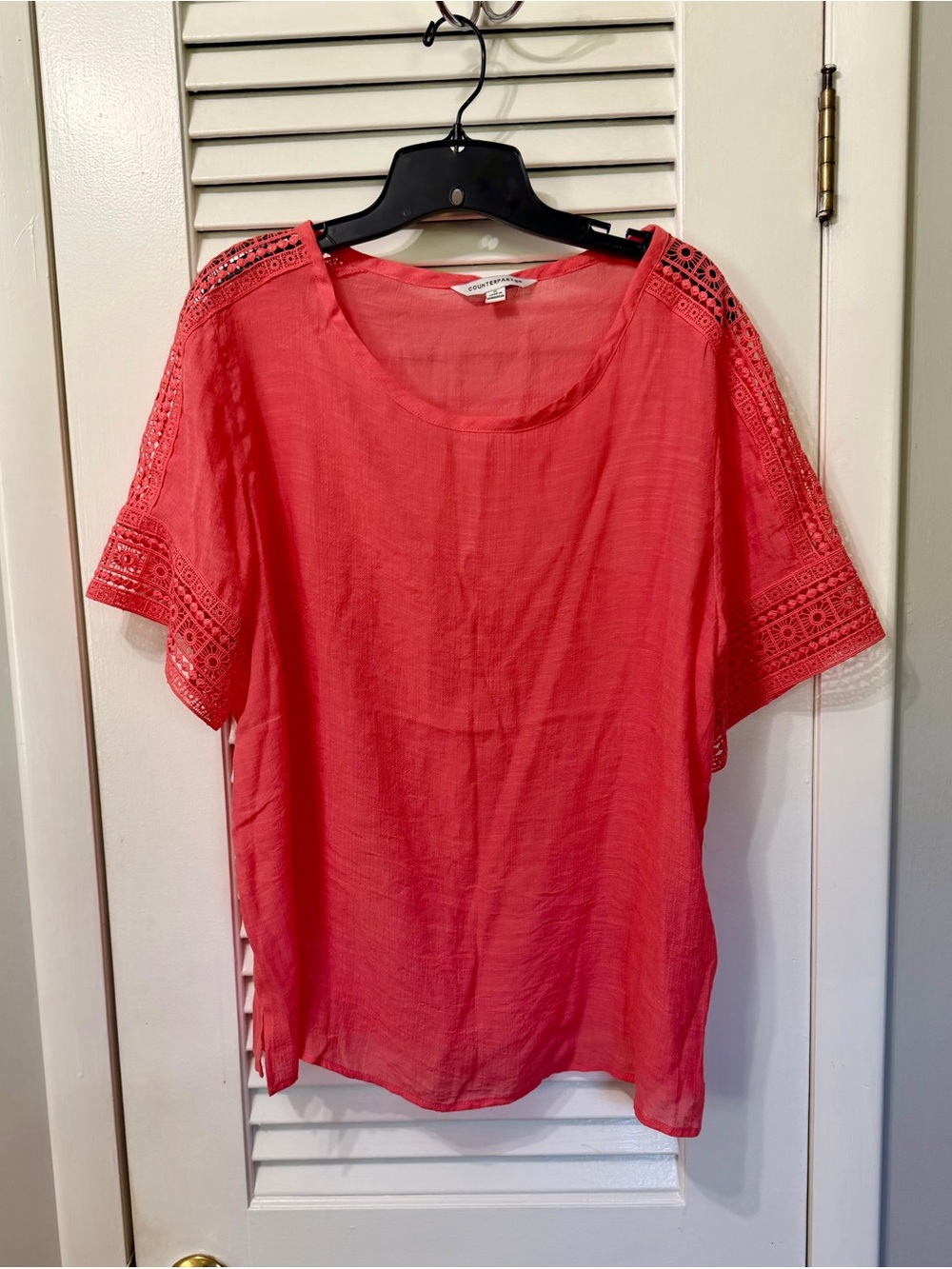 Counterparts Coral Crochet-Sleeve Blouse